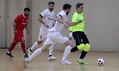 "Araz-Naxçıvan" "Neftçi"nin qapısından 6 cavabsız top keçirdi