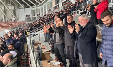 Tanınmış siyasətçi Diniyevi təriflədi: "Hamını heyran etdi"