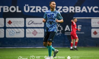 "Zirə" Qazaxıstan yığmasının iki futbolçusunu transfer etdi