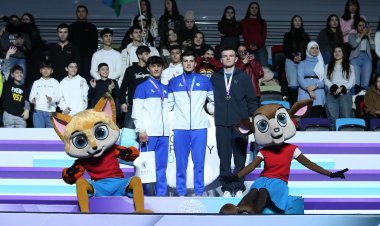 Adil Hacızadə Bakıdakı Dünya Kubokunun qalibi adını qazandı