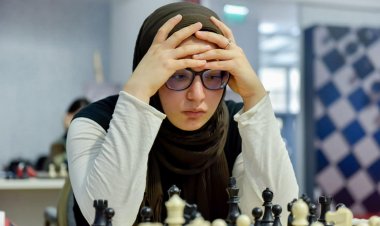 Dünya çempionatı start götürdü: 4 şahmatçımız ilk turda qalib gəldi