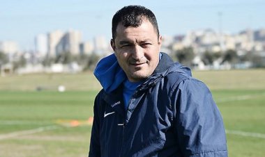 "Qızlar əllərindən gələni etdilər” - Millimizin baş məşqçisi