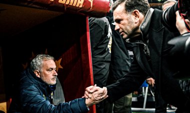 Federasiya Okan Burukla Joze Mourinyonun cəzalarını açıqladı