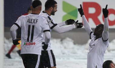 "Neftçi" Azərbaycan Kubokunda 1/2 finala belə çıxdı - VİDEO