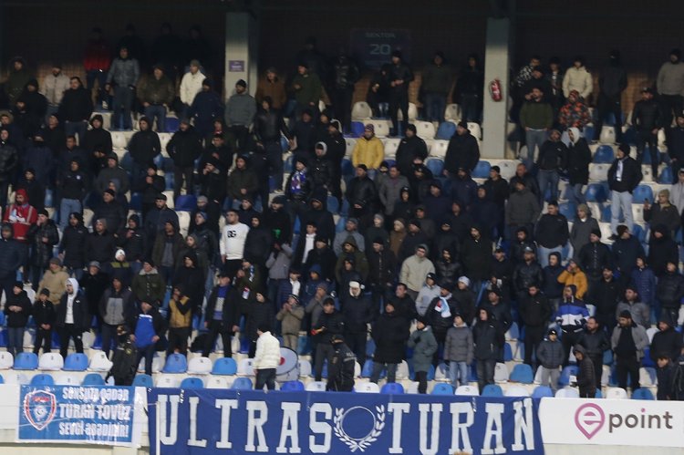  "Turan Tovuz" azarkeşləri hakim idarəçiliyinə qarşı "tədarük" görüb