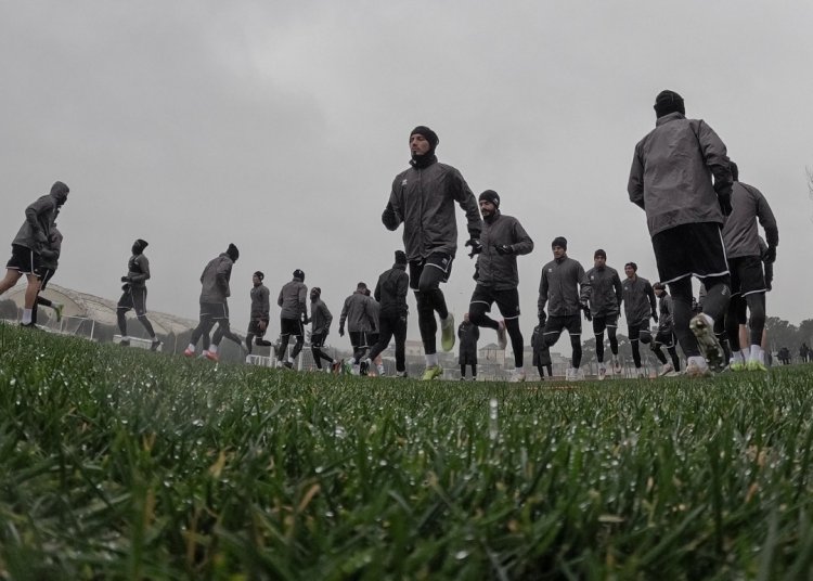 "Qarabağ"la görüşdə "Neftçi"nin 4 futbolçusu meydana çıxmayacaq