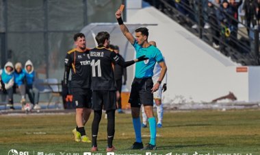 Azərbaycana qayıdan millimizin sabiq futbolçusu debütdə hakimi söyərək meydandan qovuldu