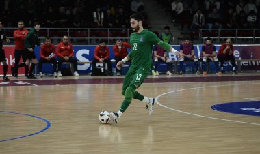 Rövşən Hüseynli Azərbaycan yığmasının düşərgəsindən ayrıldı