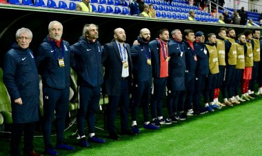 "Bu gün komanda meydana sanki məğlub olmağa çıxmışdı" - Santuş