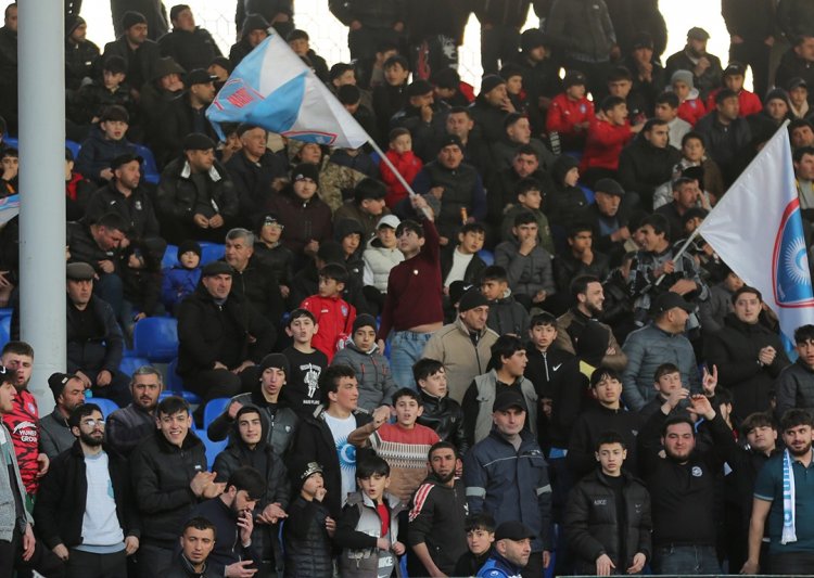 "Turan Tovuz" azarkeşlərinin davranışlarına görə ziyana düşdü