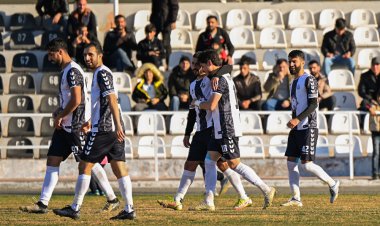 Azərbaycan çempionatında mövsümün şəriksiz lideri - "Karvan"