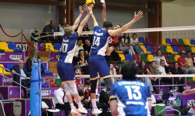 Voleybol üzrə Yüksək Liqada ilk final qarşılaşması keçirildi