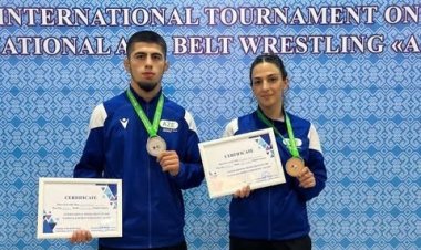 İki güləşçimiz Türkmənistan turnirində fəxri kürsüdə yer aldı
