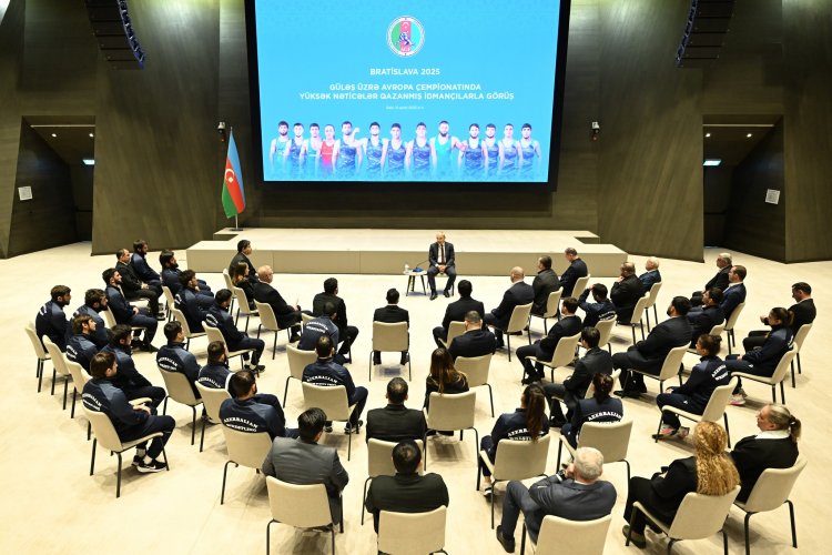 Mikayıl Cabbarov Avropa çempionu olan yığma üzvlərini qəbul etdi