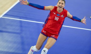 Azərbaycan millisinin kapitanı Macarıstan klubundan ayrıldı