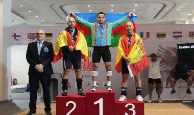 Avropa çempionatında 2 qızıl, 2 gümüş medal və yeni rekord