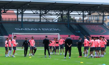 "Vasili Berezutski "dəllək"liyi "Sabah"ın başında  öyrənir" - VİDEO