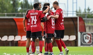 "Qəbələ" "təmizləmə əməliyyatı"na başladı - 5 futbolçu yola salındı