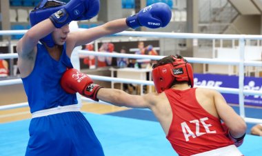 3 qız boksçumuz finalda, daha 9 oğlan boksçumuz yarımfinalda