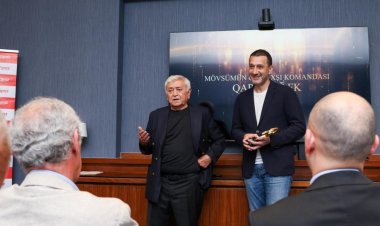 "Ölkəmizdə nə qədər futbol bilicisi, ağzıgöyçəklər varmış" - DEPUTAT