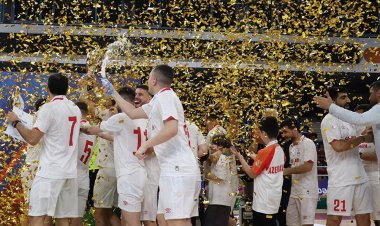 Azərbaycan Yüksək Liqasının medalçılarına mükafatlar verildi