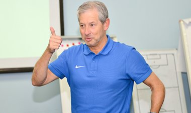 "İnanın ki, Premyer Liqa bizim hakimlər üçün asan yarış deyil"