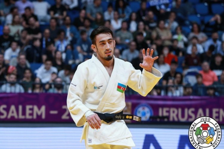 Balabəy Ağayev Düşənbədə "Böyük Dəbilqə" turnirinin qalibi oldu