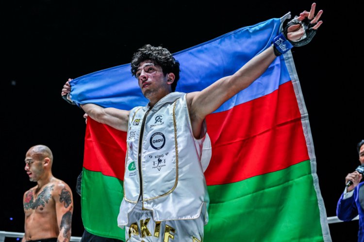 Azərbaycanın MMA döyüşçüsü növbəti qələbəsini qazandı