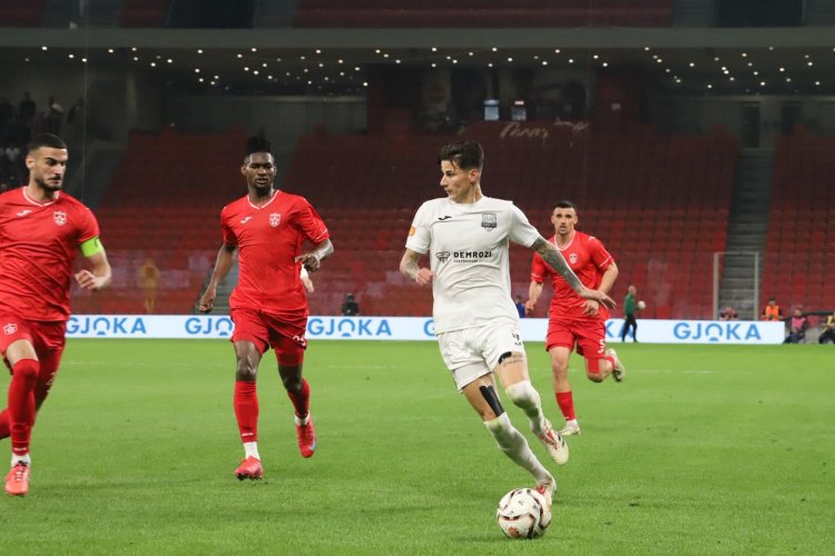 Millimizin futbolçusu Super Liqa çempionluğunun biraddımlığında