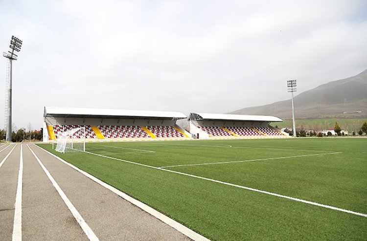 Azərbaycanda bu rayonun stadionuna FİFA sertifikatı verildi
