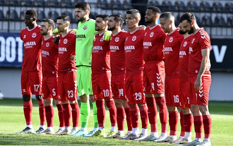 Məşhur azərbaycanlının soyadı niyə və kimə görə dəyişdirilib?