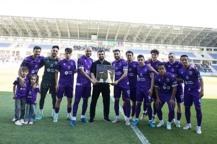 31 yaşında futbolçu karyerasını başa vurdu - Millidə işləyəcək