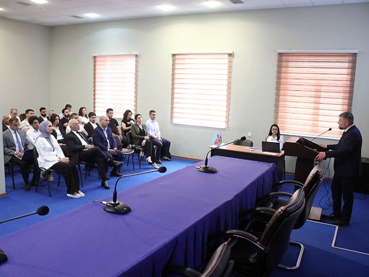 AFFA klubların nümayəndələrinə lisenziyaları təqdim etdi