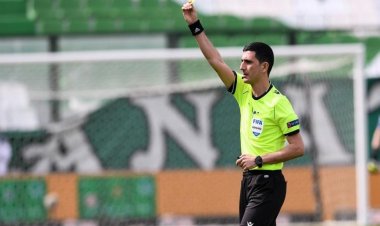 Əliyar Ağayev Rusiya - Nigeriya oyununun baş hakimi olacaq