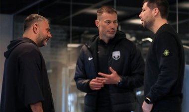 Uğursuz Maqsud Adıgözəlov bu dəfə də "kəfəni yırtdı", bəs sabah?