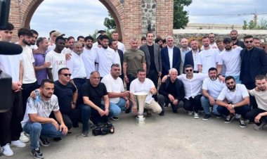 "Qarabağ"ın Azərbaycan çempionluğu kuboku "İmarət"də