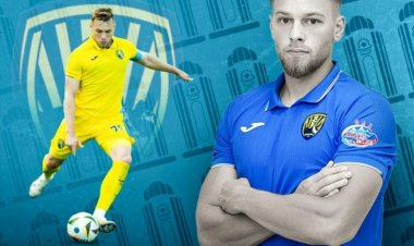 "Kəpəz"də ilk ayrılıq rəsmiləşdi