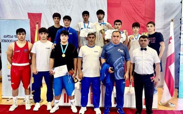 3 boksçumuz Potidə beynəlxalq turnirdə qızıl medal qazandı