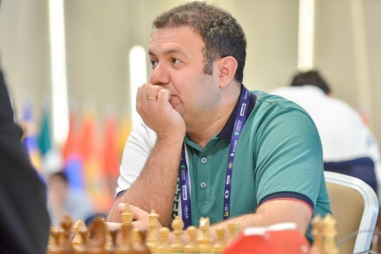 Rauf Məmmədov Londonda dünya çempionatının mükafatçısı oldu
