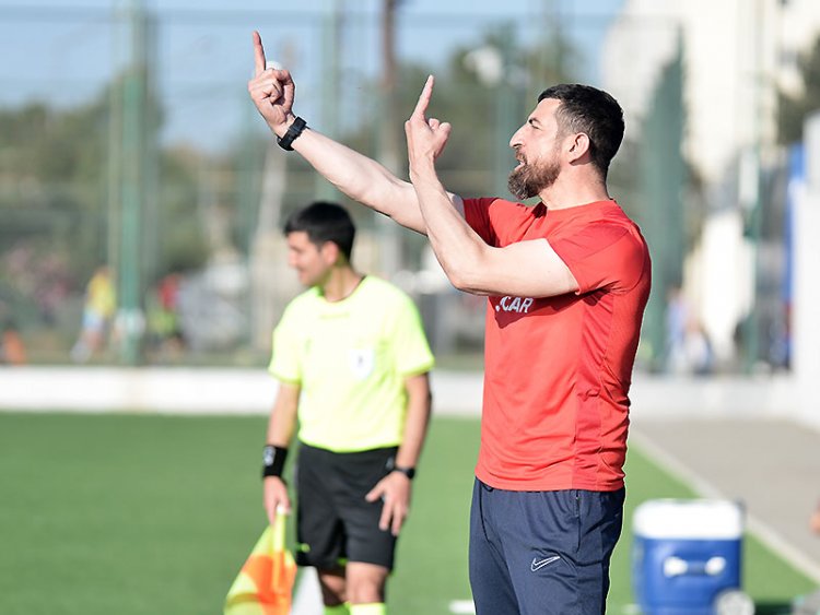"Böyük potensiala malik, gələcəyə ümid verən komandamız var"