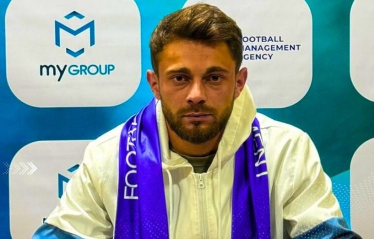 Azərbaycanlı futbolçu Cənubi Afrika klubu ilə müqavilə bağladı
