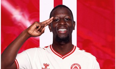 "Qarabağ"ın daha bir keçmiş futbolçusu "Araz-Naxçıvan"a keçdi