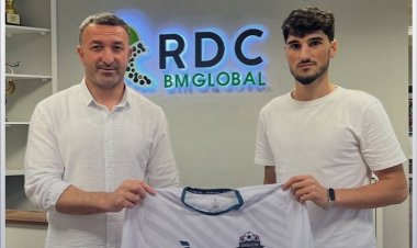 Premyer Liqaya vəsiqə qazanan klub yeni hücumçu transfer etdi