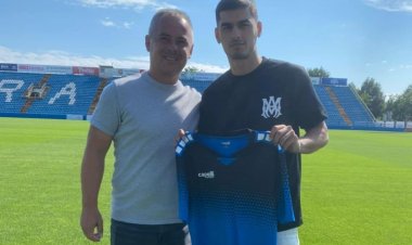 Azərbaycanlı futbolçu Xorvatiya klubu ilə müqavilə imzaladı