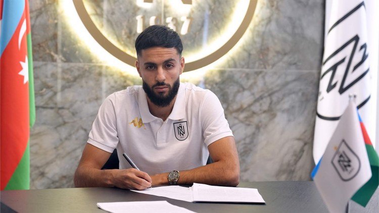 "Neftçi" Fransa millilərində oynamış Fərəclə müqavilə bağladı