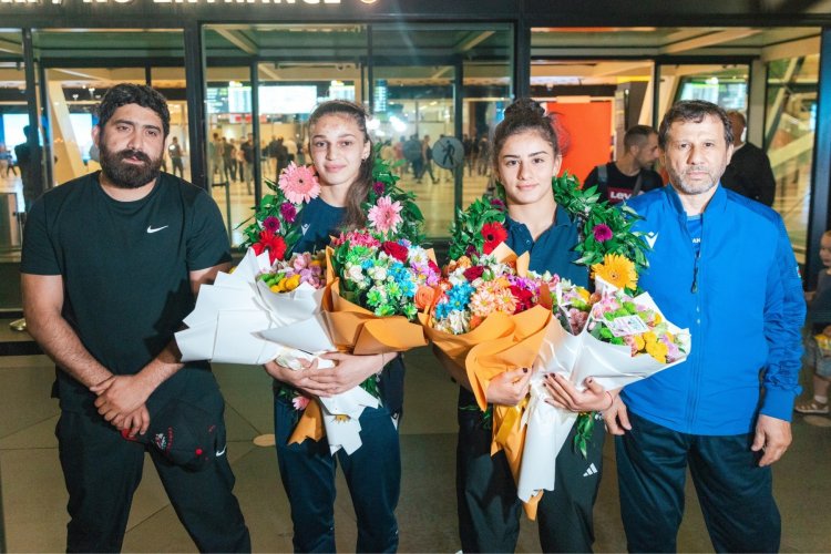 "Yeniyetmə qızlar yetişir, qadın güləşi öz sözünü deyəcək"