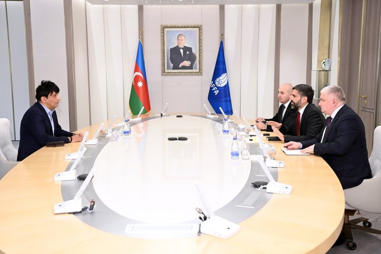 Rövşən Nəcəflə Sayed Mohsen Gilani arasında görüş keçirildi
