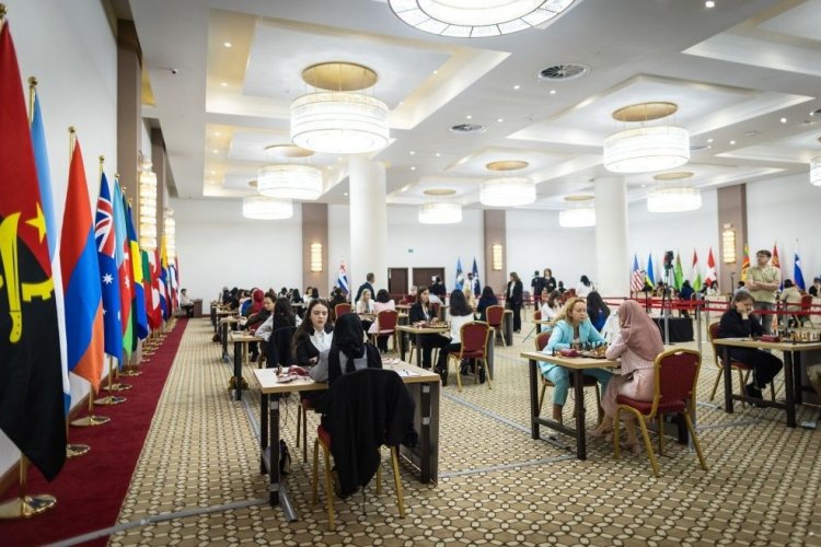 Fətəliyeva növbəti mərhələdə, Balacayeva mübarizəni dayandırdı