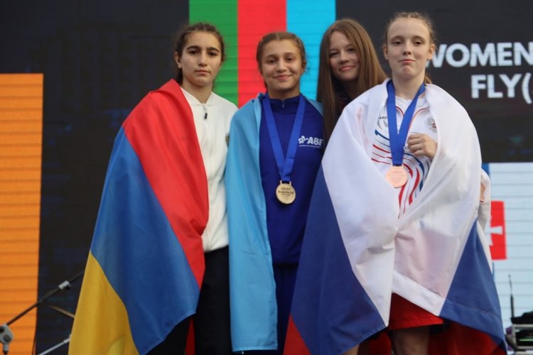 Azərbaycan boksçusu Serbiyada Avropa çempionu adını qazandı