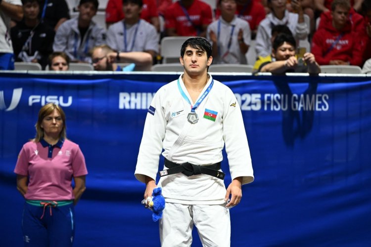 Elcan Hacıyev ardıcıl ikinci Universiada medalını əldə etdi